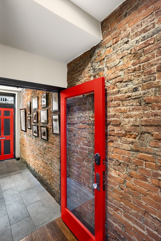 portas no interior em estilo loft