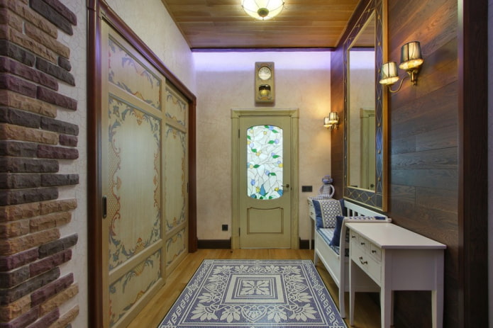 portas no interior em estilo provençal