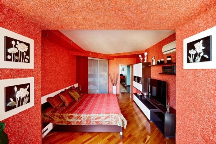 porta decorada com papel de parede líquido