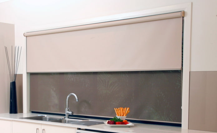 combinação de cores monocromáticas em cortinas
