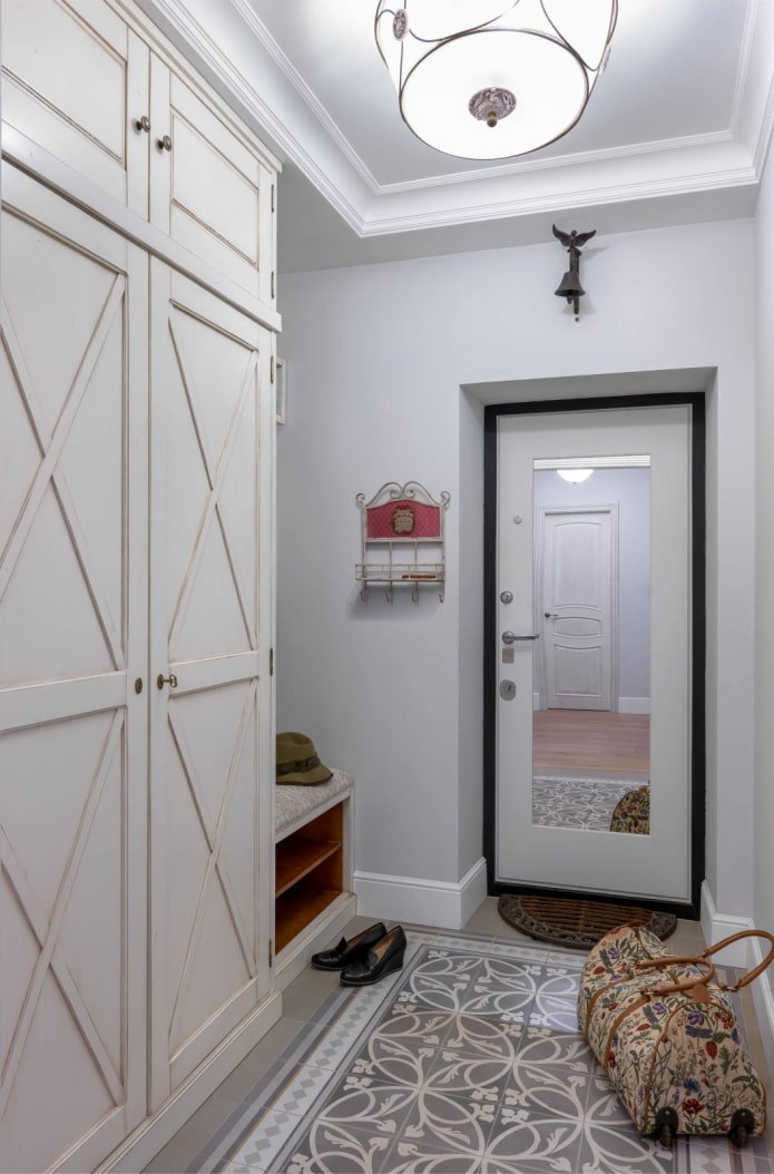Porta com espelho