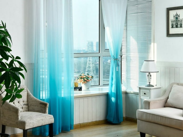 cortinas de duas cores ombré no interior