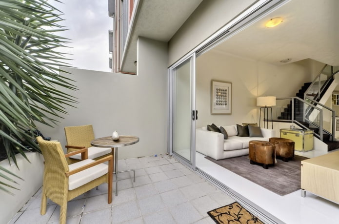 design de interiores de um apartamento de dois andares