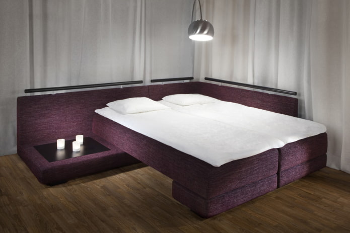cama de canto de casal no interior