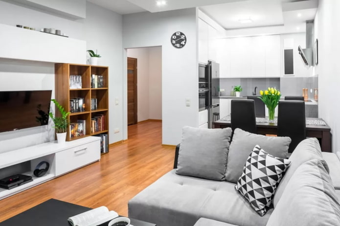 cozinha-sala de estar em um apartamento de dois cômodos