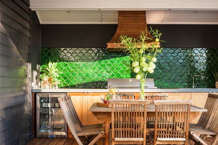 azulejos cerâmicos na decoração do backsplash da cozinha