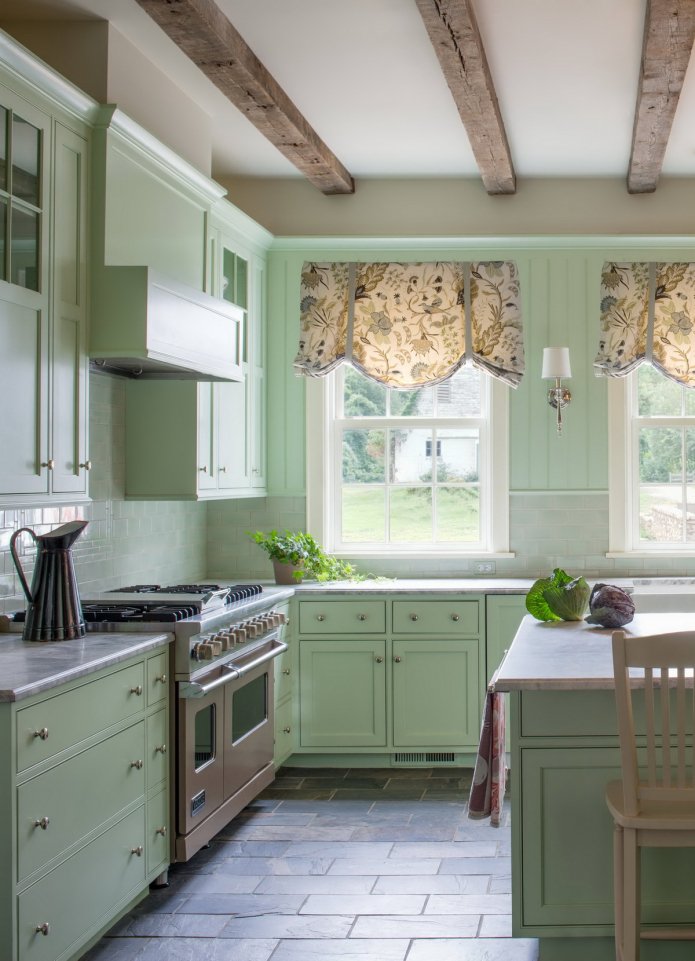Cortinas francesas na cozinha