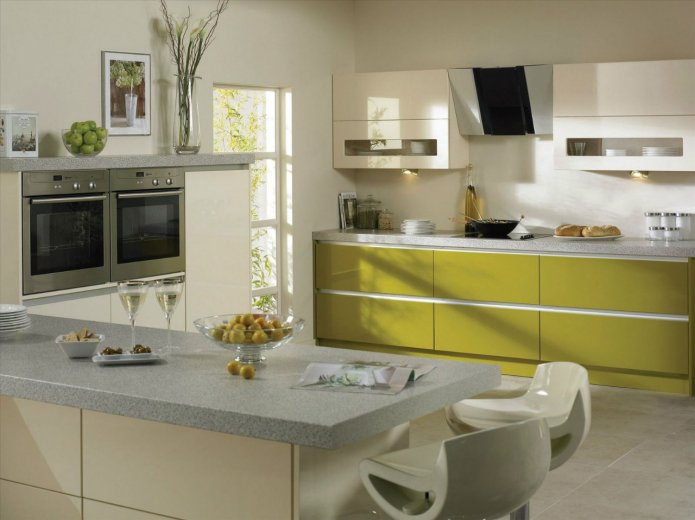 fachadas de cozinha brilhantes em verde