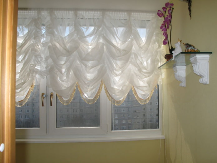 Cortinas francesas na varanda