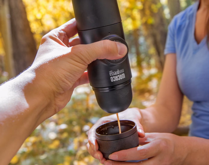 Mini cafeteira portátil