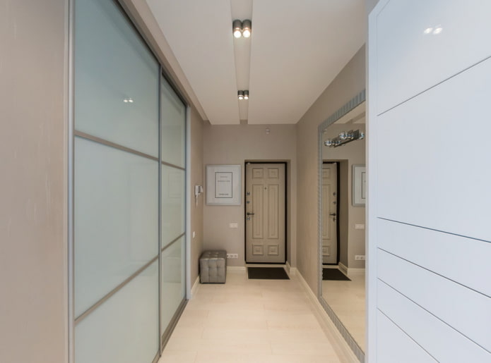 layout do corredor com closet