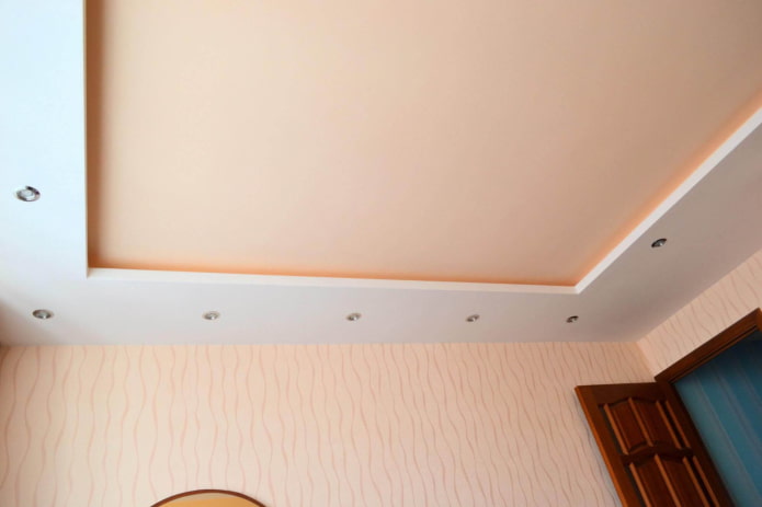 Tecido elástico com gesso cartonado perimetral