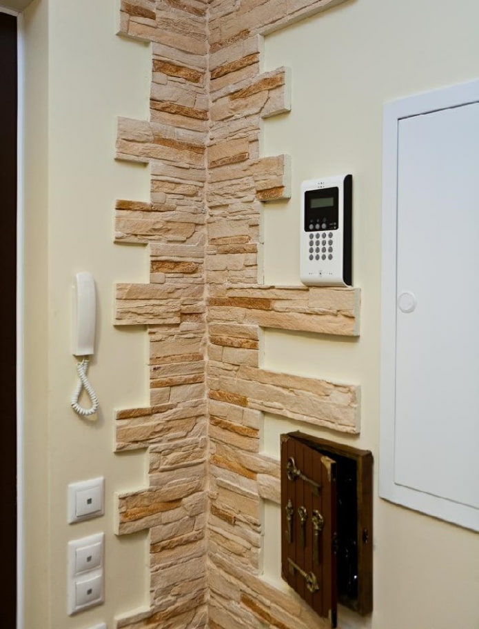 placas de gesso no canto do interior