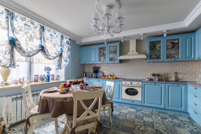 cortinas francesas na cozinha
