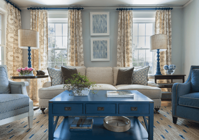 sala de estar azul em estilo provençal