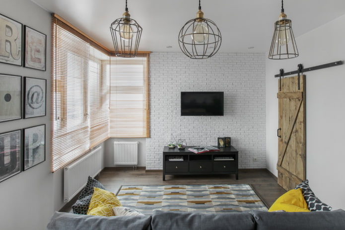 Interior claro com detalhes brilhantes