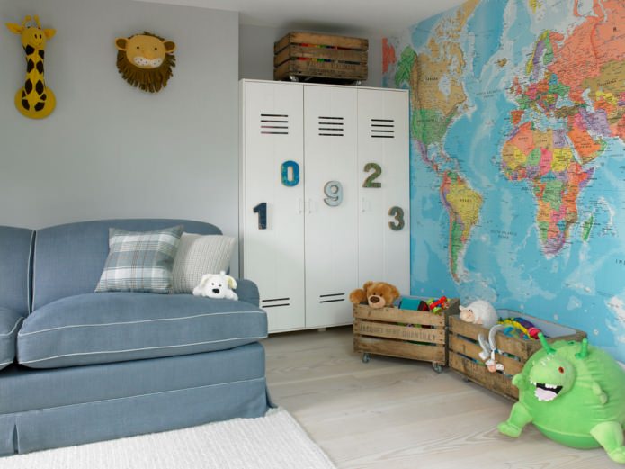 caixas de madeira com rodas para guardar brinquedos no quarto das crianças