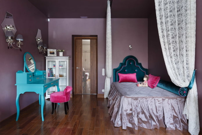 quarto roxo