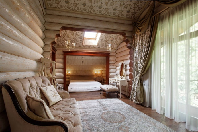 quarto em uma casa de madeira