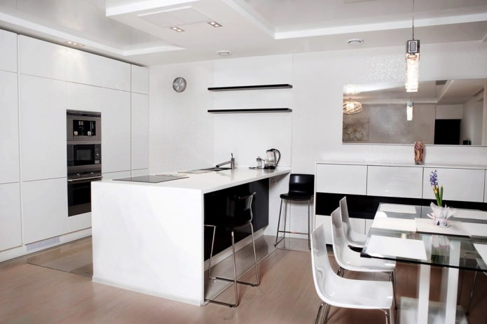 interior de cozinha em preto e branco