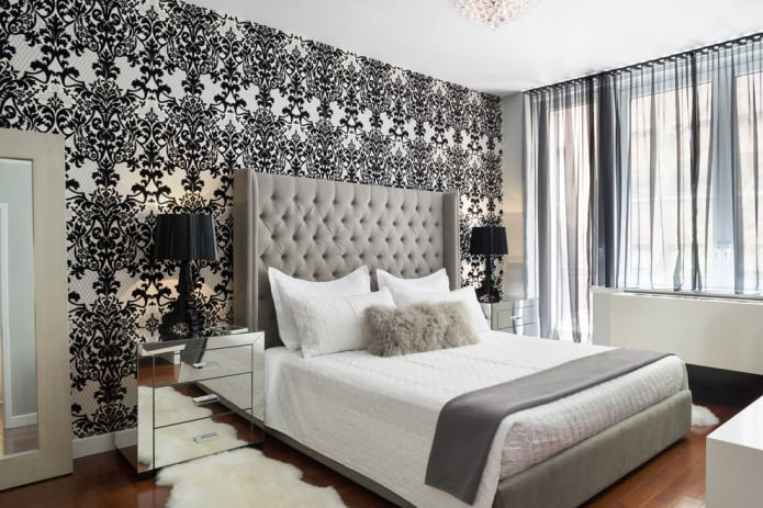 interior de quarto preto e branco com adição de bege