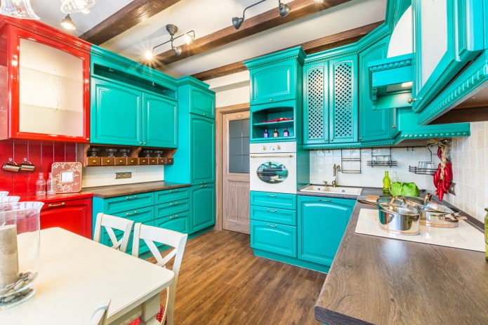 conjunto de cozinha em dois tons claros