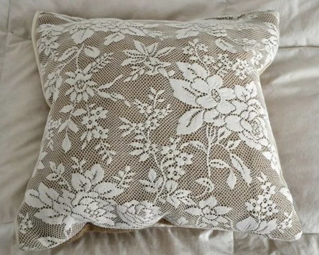 decoração de almofada de tule