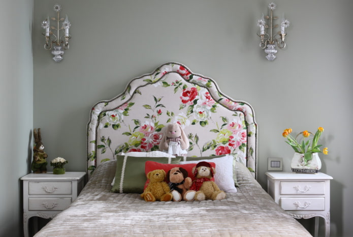 cama infantil com cabeceira macia