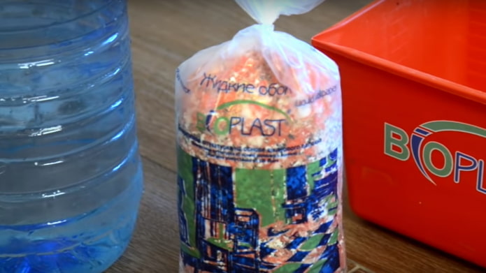 papel de parede líquido, água, recipiente