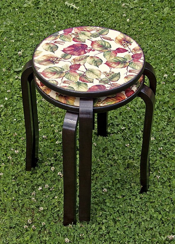 Decoupage de um banquinho