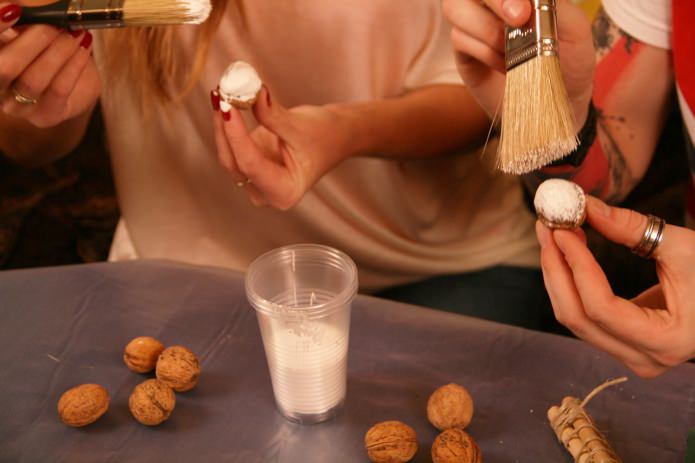 Painting nut