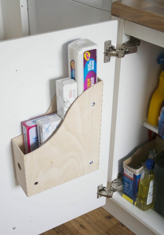 Suporte para pasta na porta