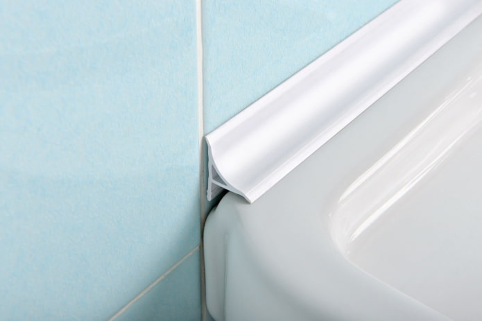 rodapé de plástico para banheira