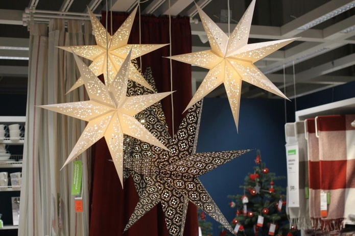 estrelas de papelão