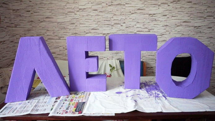 letras de papelão