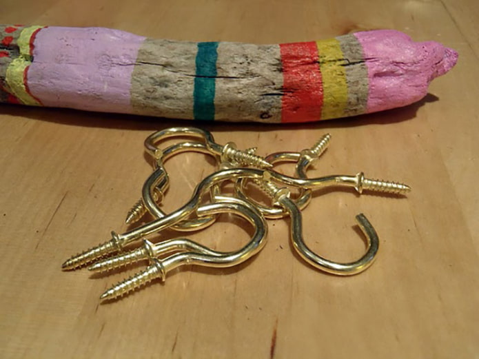 Ganchos para um porta-chaves