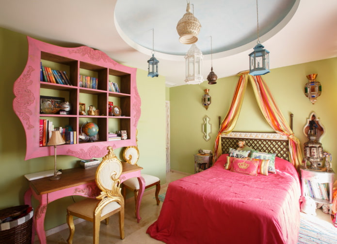 design de um quarto pequeno para uma adolescente