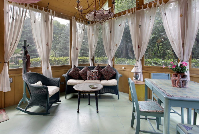 cortinas curtas no gazebo