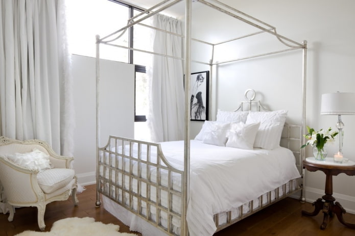 cama com forjamento cinza