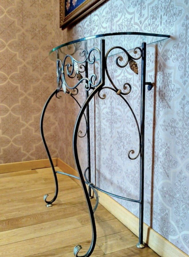 console forjado para corredor