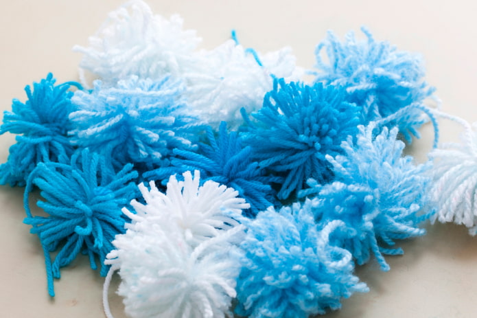 Fazendo pompons