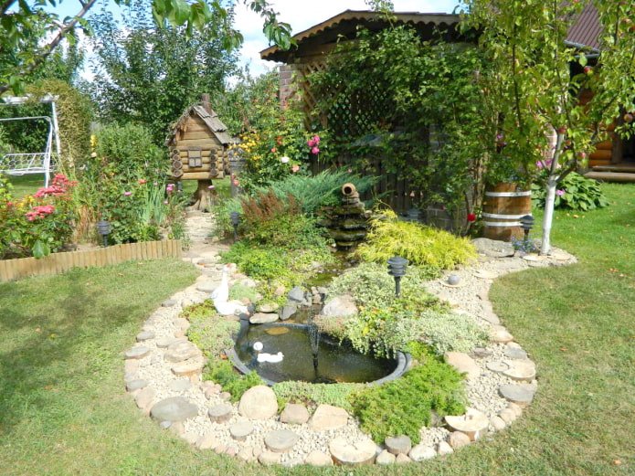 Gazebo, lago com fonte
