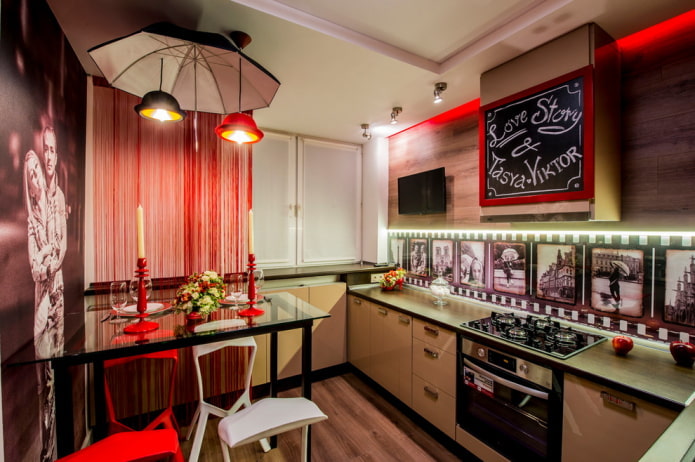interior da cozinha com detalhes em vermelho