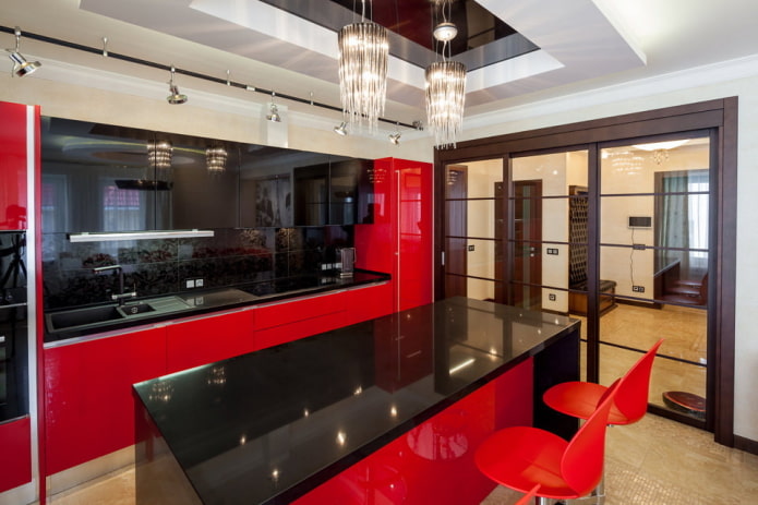 conjunto de cozinha preto e vermelho