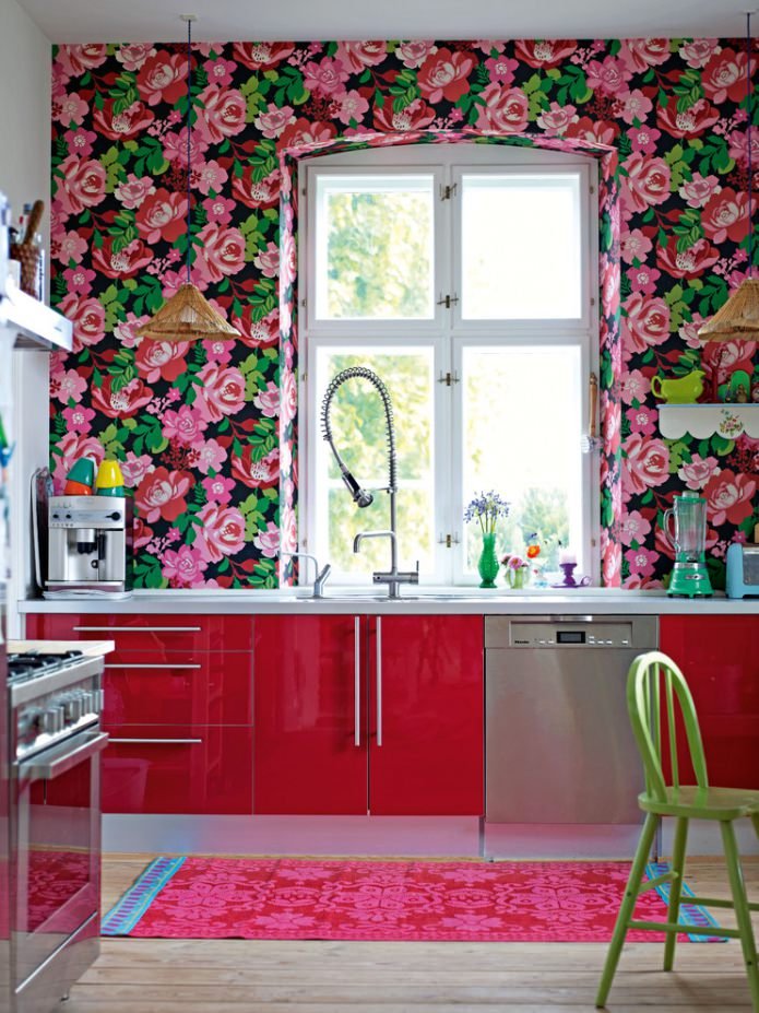 papel de parede florido na cozinha