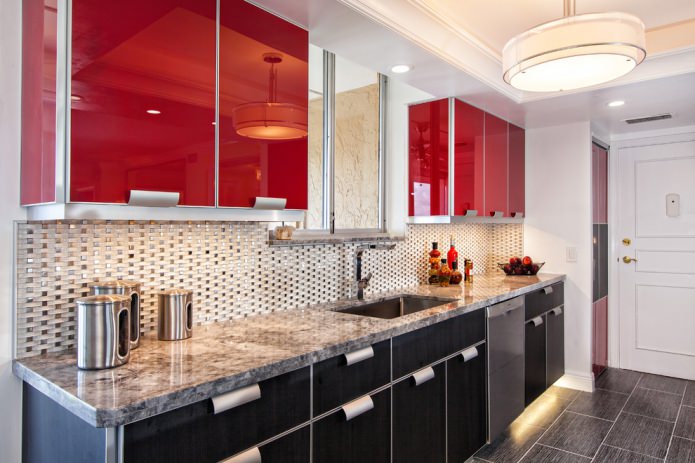 Conjunto de cozinha vermelho e preto