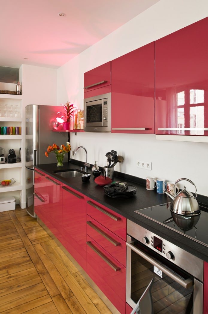 bancada preta, conjunto vermelho