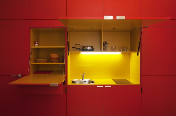 conjunto de cozinha vermelho compacto