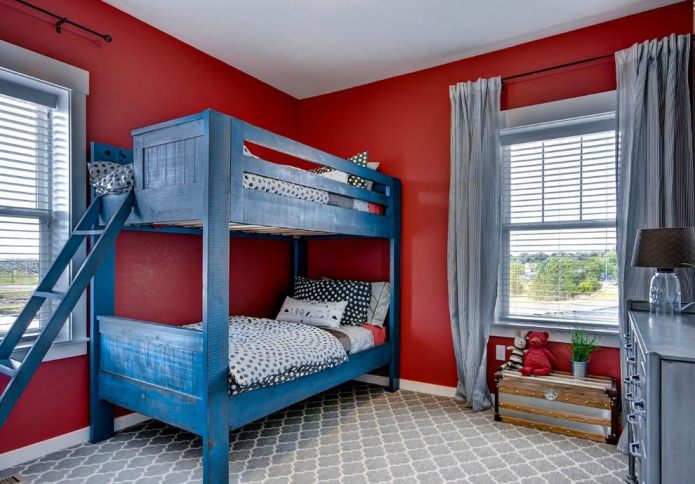 quarto infantil vermelho e azul