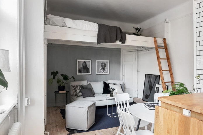 cama acima do teto na sala de estar